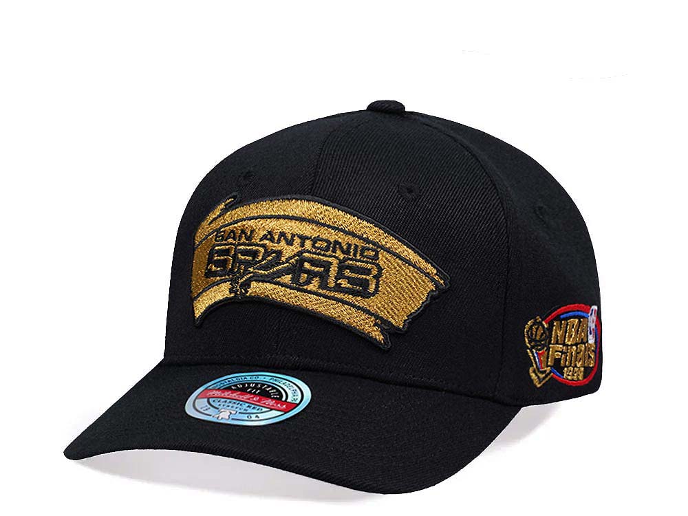 Mitchell & Ness San Antonio Spurs NBA Finals 1999 Gold Hardwood Classic Red Flex Snapback Gorra