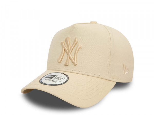 New Era New York Yankees League Essential A Frame Snapback Cap